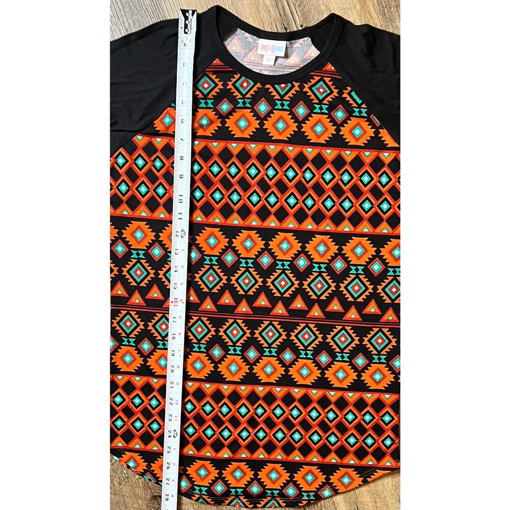 LuLaRoe Randy Raglan 3/4 Sleeve T- Shirt, Geometric / Aztec Pattern Sz Small - Picture 4 of 9